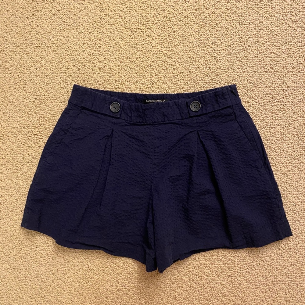 Banana Republic Button Pleated Short